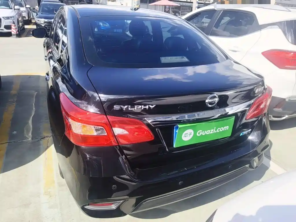 Nissan Sylphy — миниатюра 6