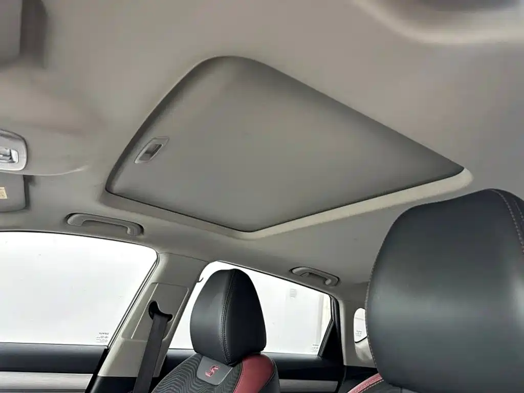 Geely Binyue — миниатюра 6