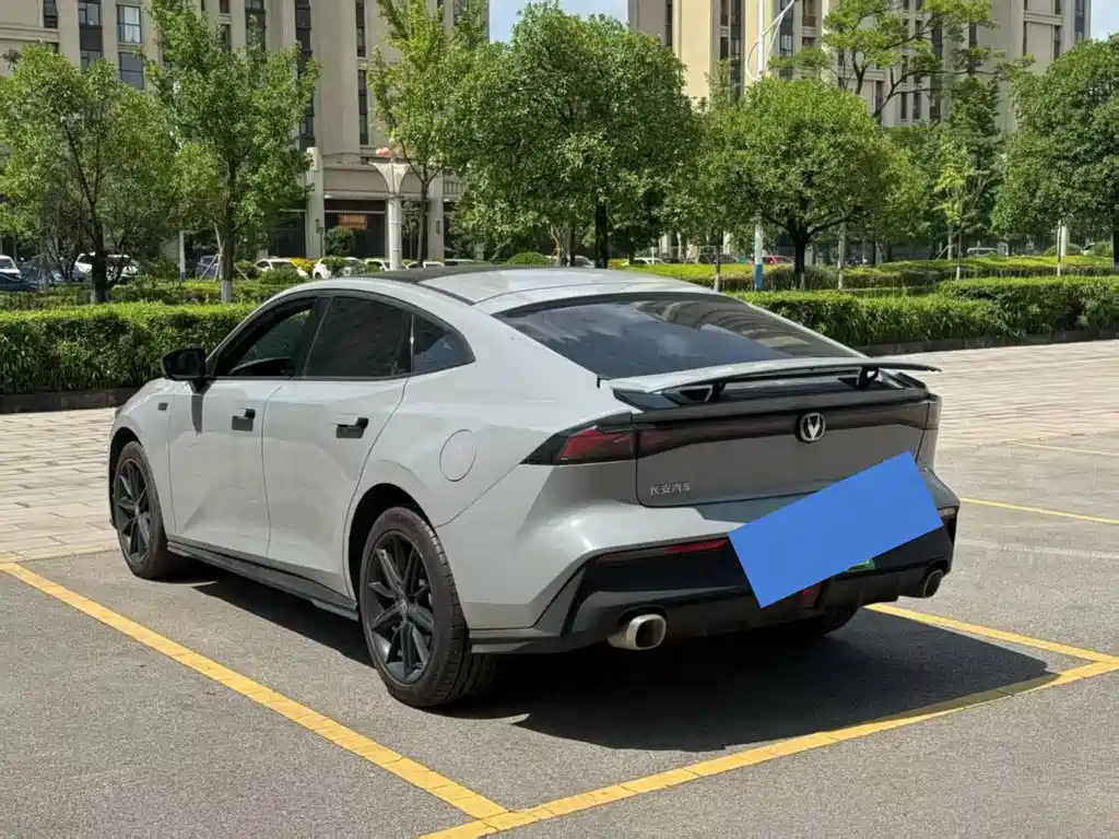 Changan UNI-V iDD — миниатюра 9