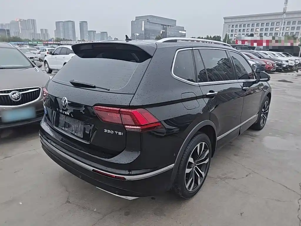 Volkswagen Tiguan L — миниатюра 7