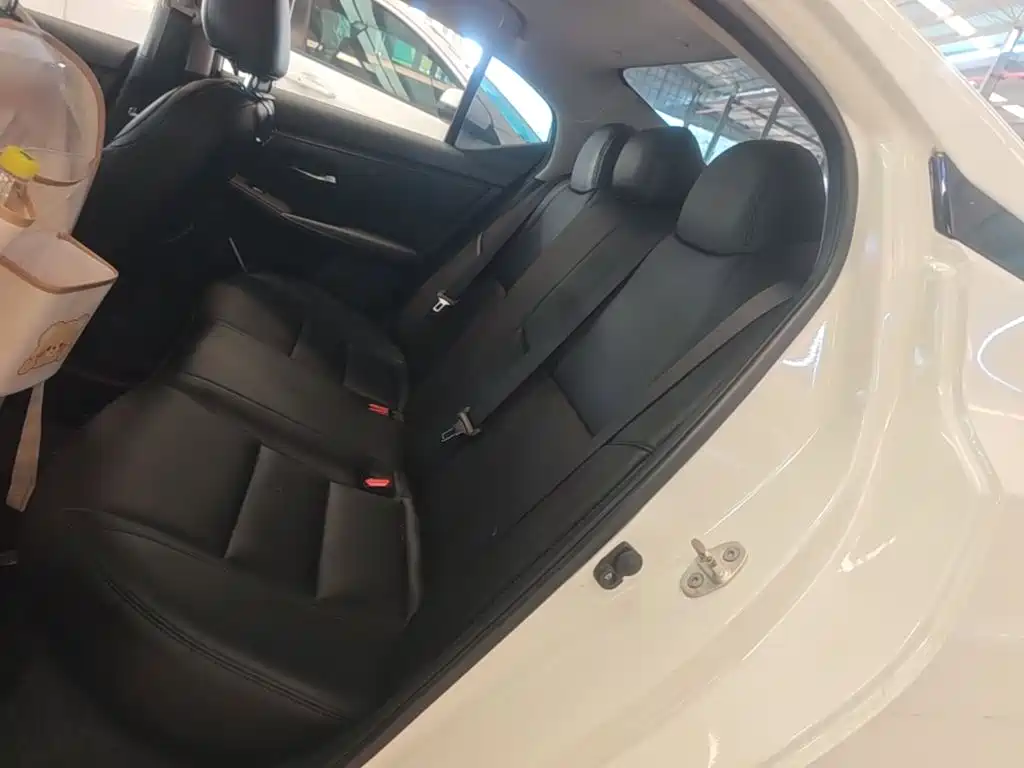 Nissan Sylphy — миниатюра 17