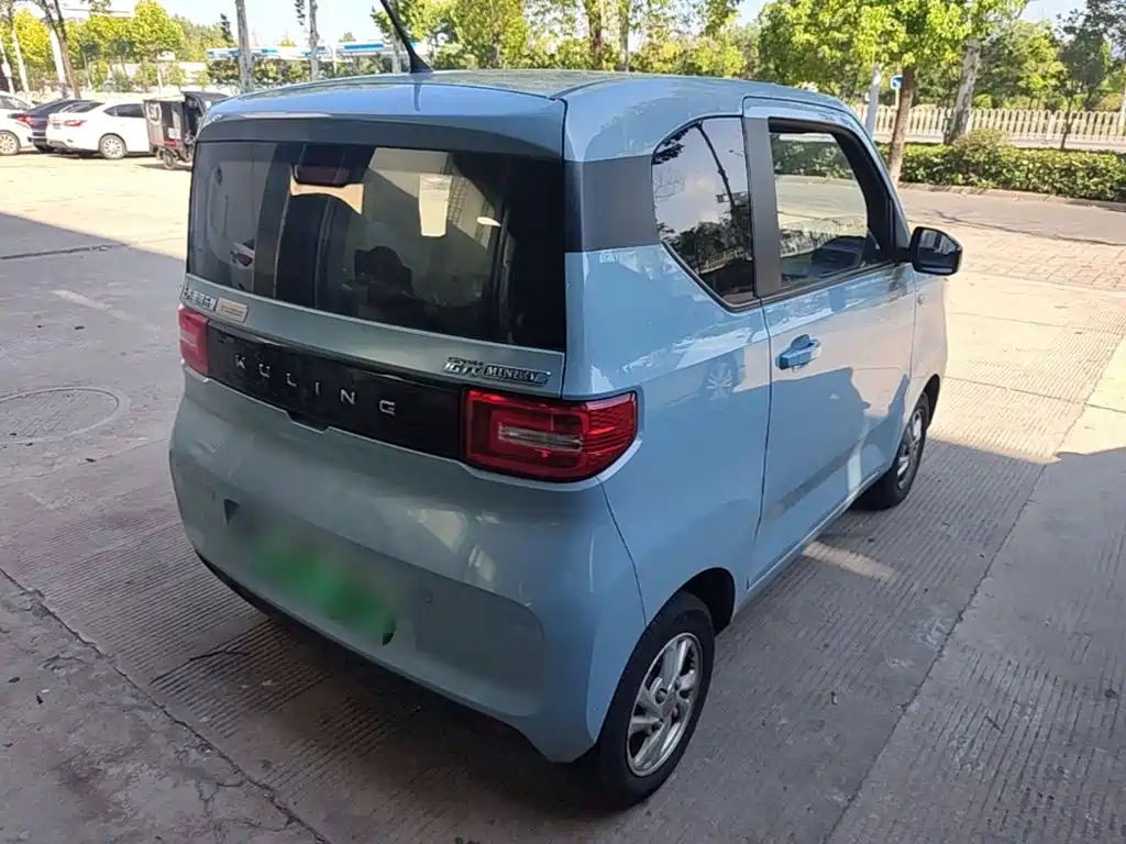 Wuling MINIEV — миниатюра 7
