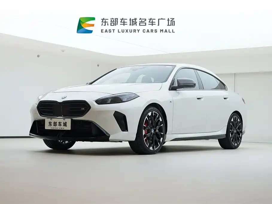 BMW M235L 2025