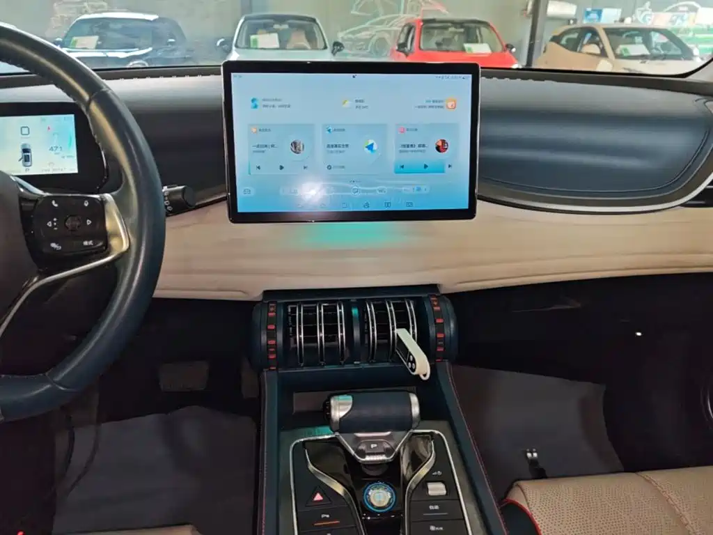 BYD Yuan Plus — миниатюра 13