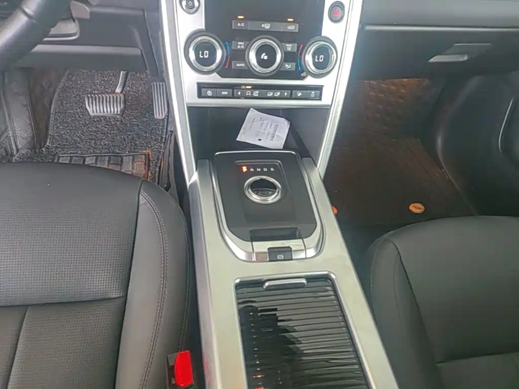 Land Rover Discovery Sport — миниатюра 14