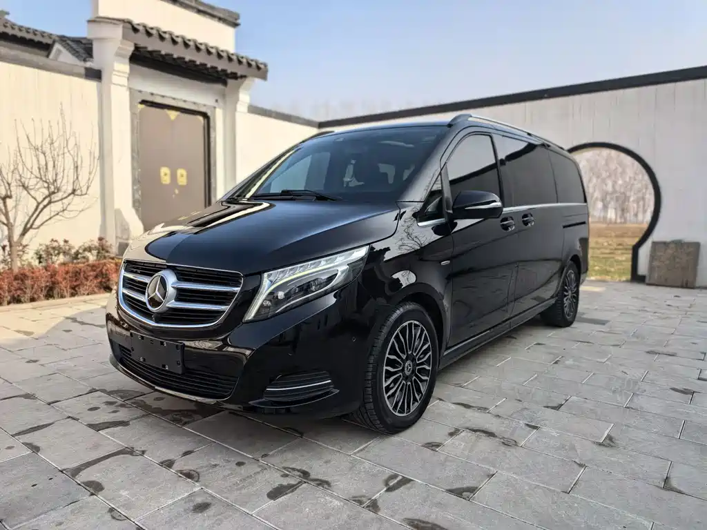 MERCEDES-BENZ V CLASS