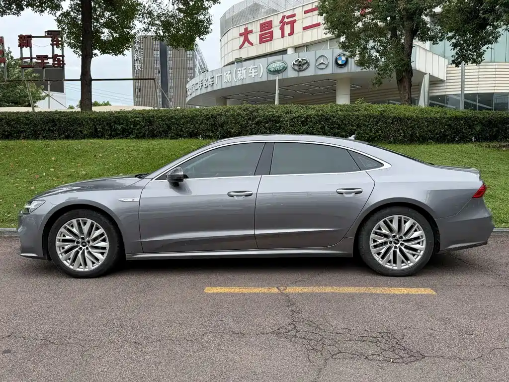 Audi A7L — миниатюра 3
