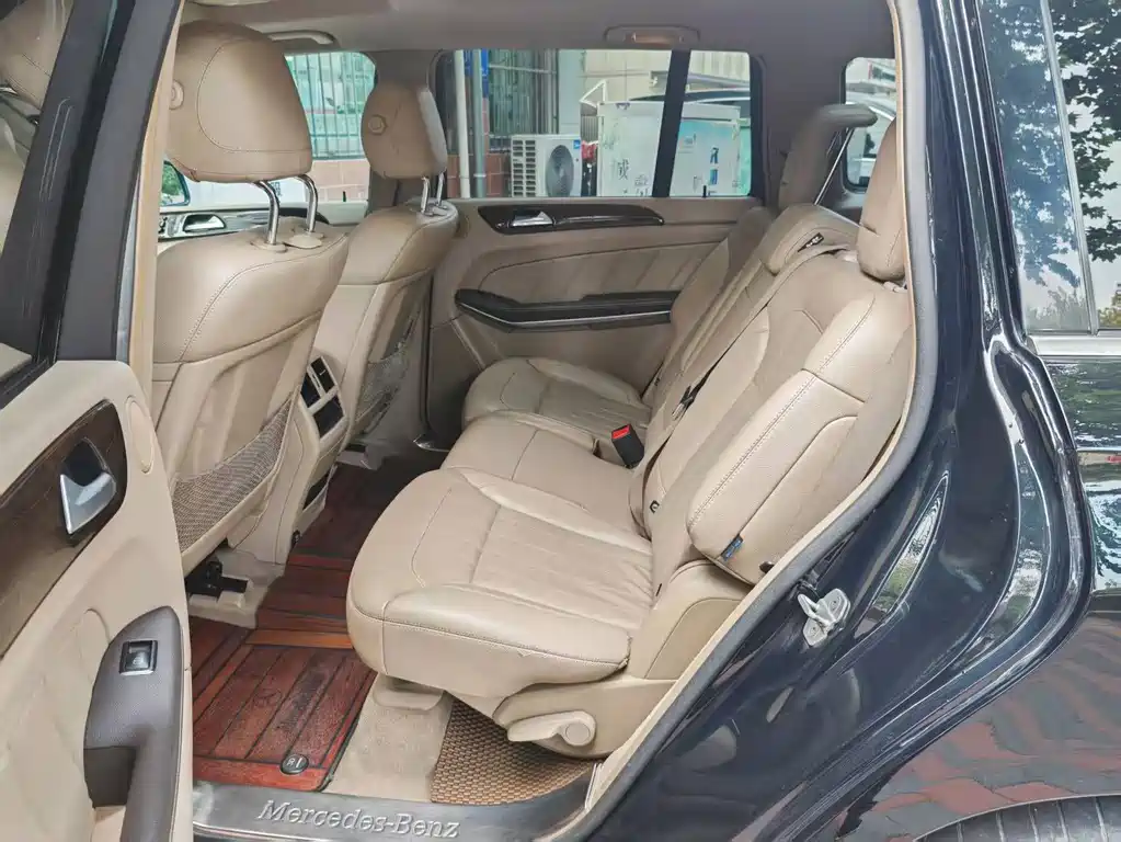 Mercedes-Benz GL-Class — миниатюра 6