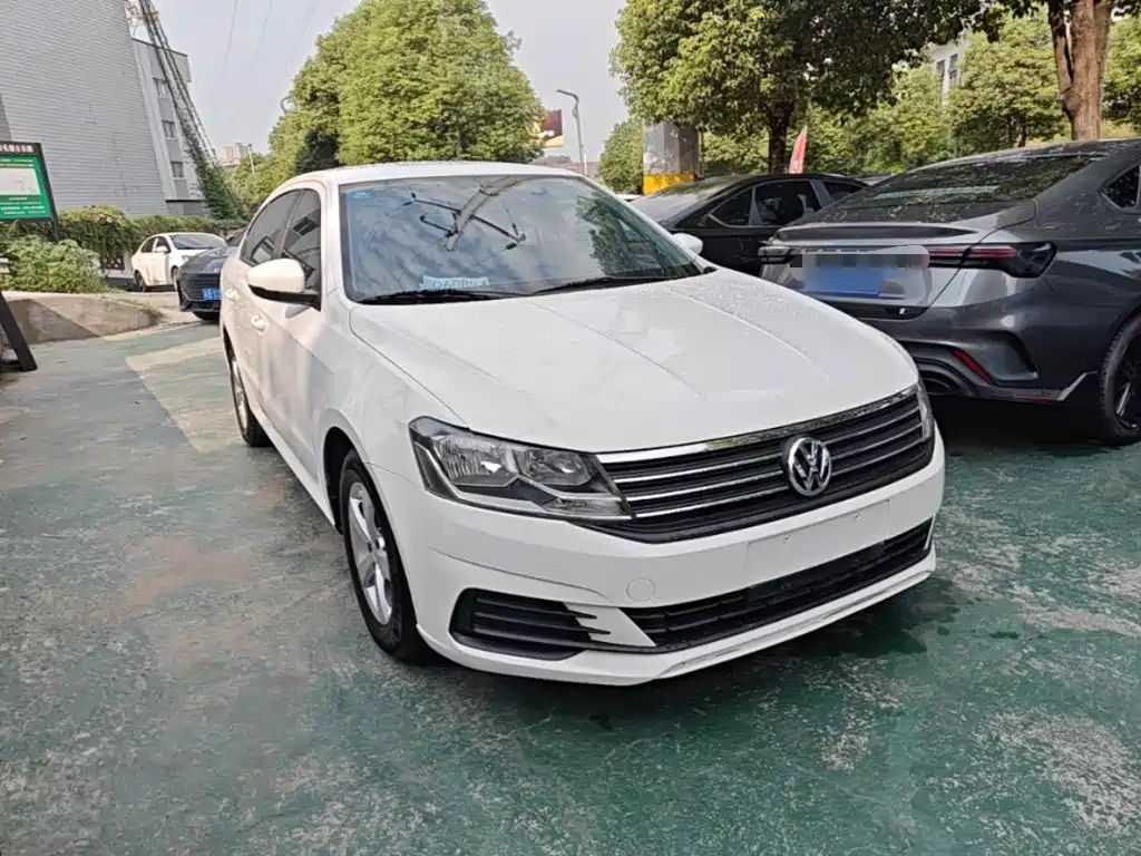 Volkswagen Lavida — миниатюра 4