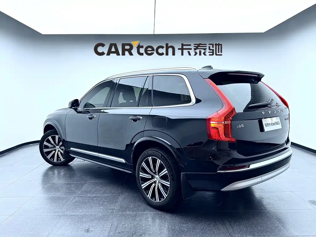Volvo XC90 — миниатюра 7