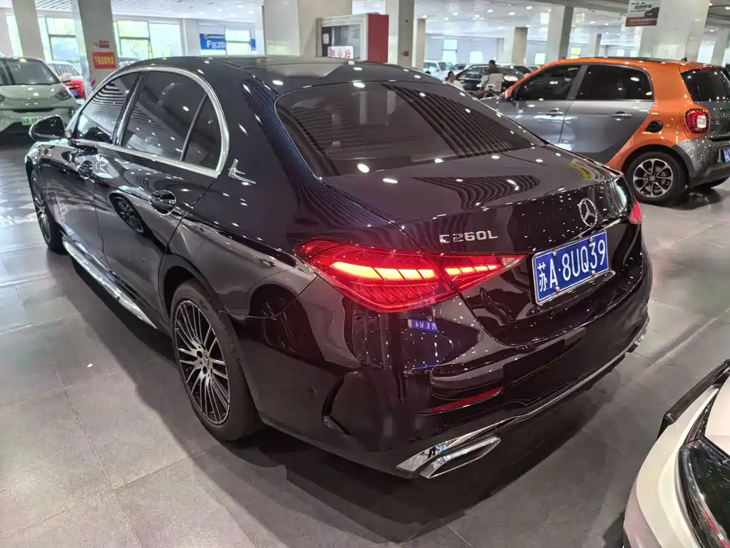 Mercedes-Benz C-Class — миниатюра 5