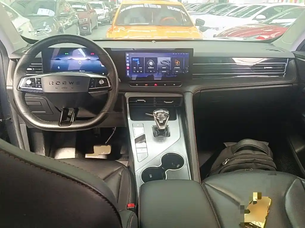 Roewe RX5 — миниатюра 10
