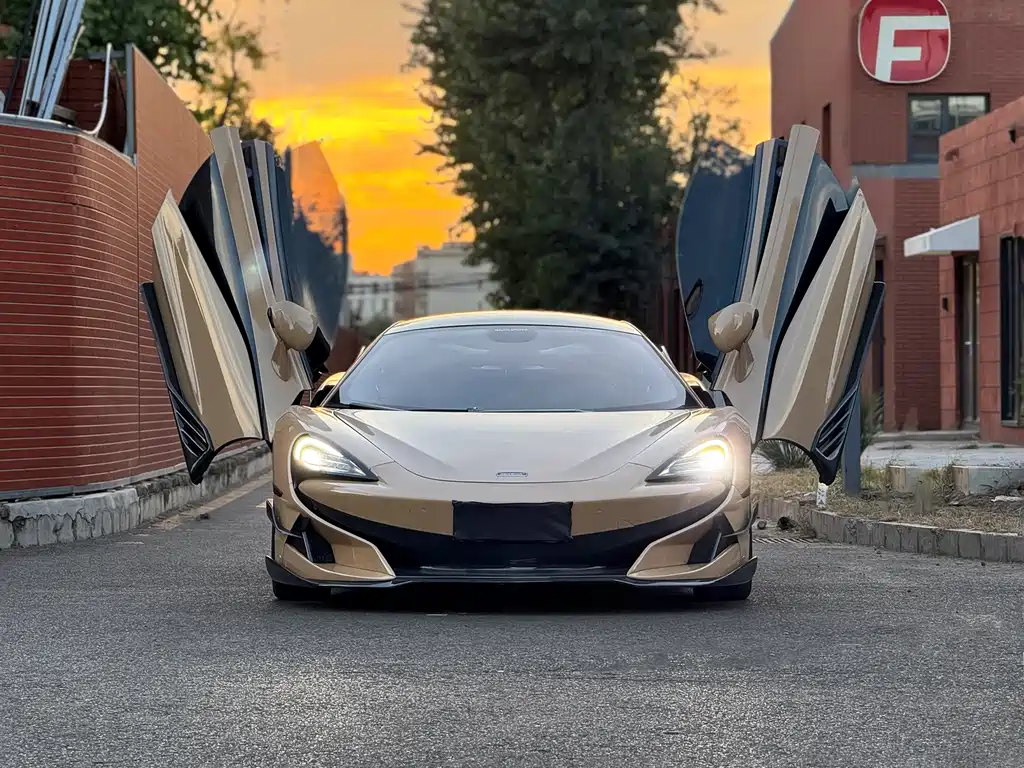 MCLAREN 540C