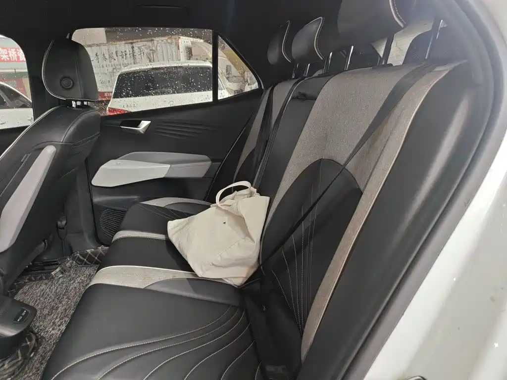 Volkswagen ID.3 — миниатюра 13