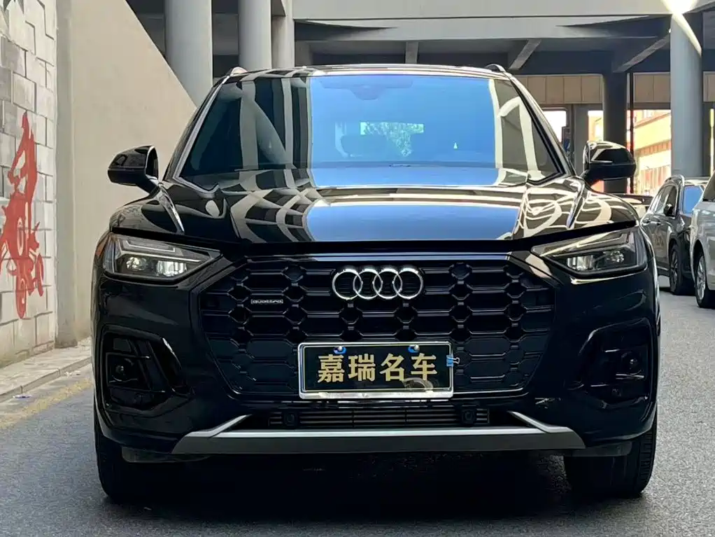 Audi Q5L — миниатюра 2