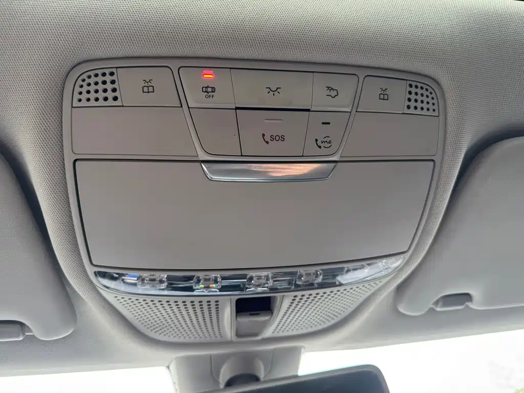 Mercedes-Benz C-Class — миниатюра 19
