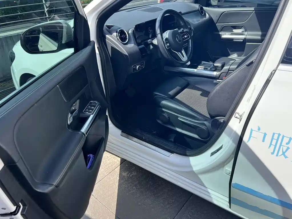 Mercedes-Benz B-Class — миниатюра 7