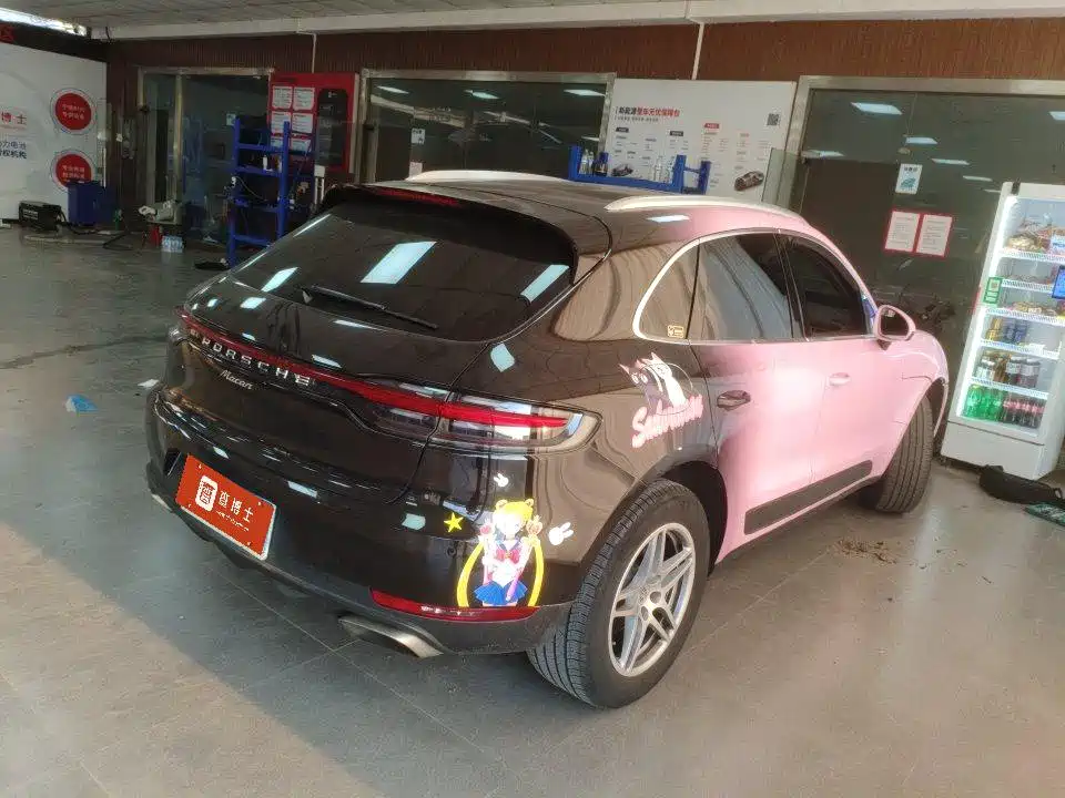 Porsche Macan — миниатюра 9