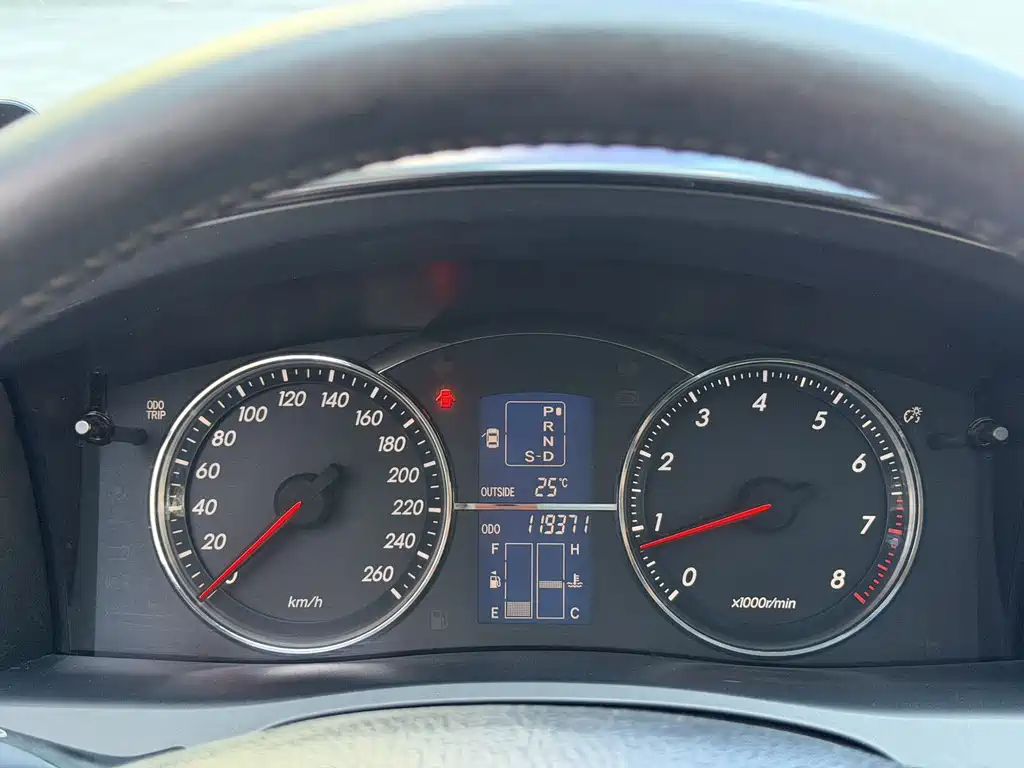 Toyota Reiz — миниатюра 16