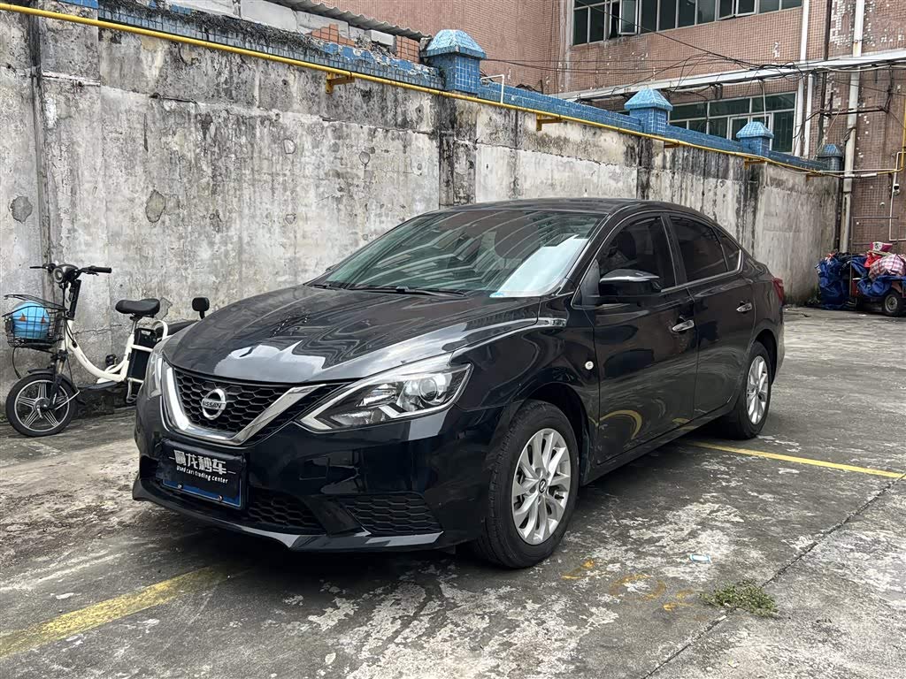 Nissan Sylphy 1.6 л 2023 г. Чёрный, пробег 5600 км