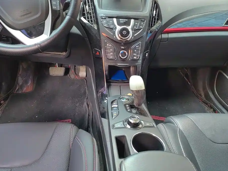 BYD Qin NEV — миниатюра 16