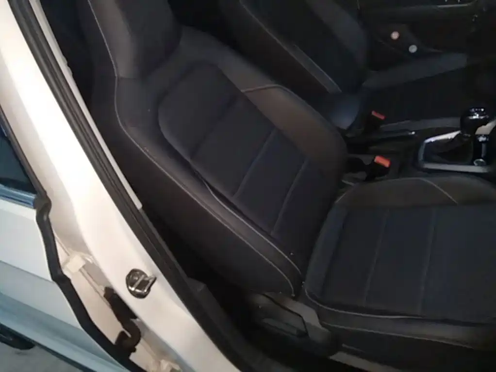 Volkswagen T-Cross — миниатюра 25