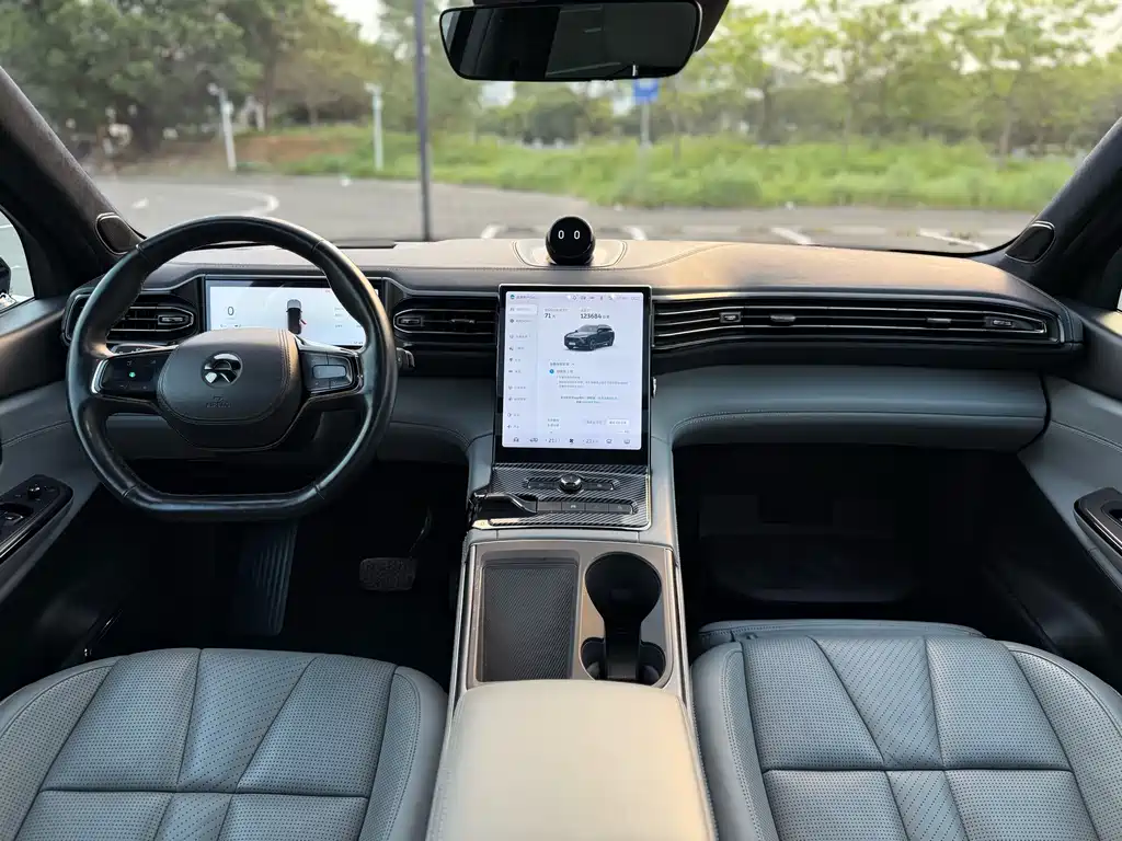 NIO ES8 — миниатюра 24