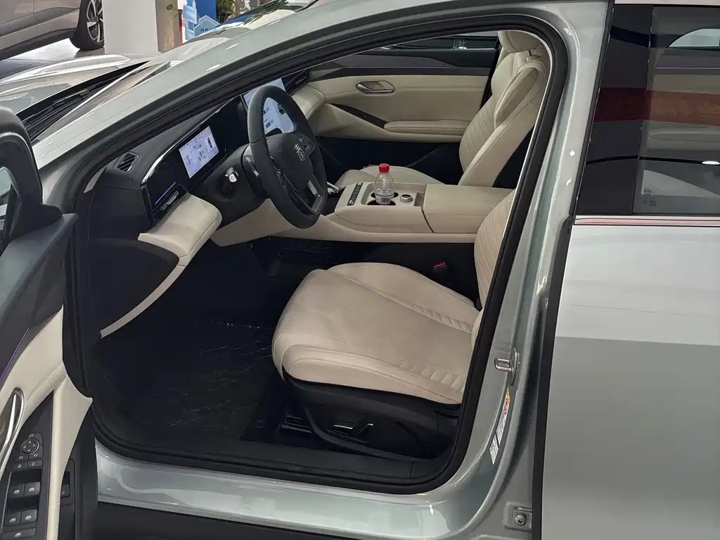 BYD Qin L L 2025 EV 545KM