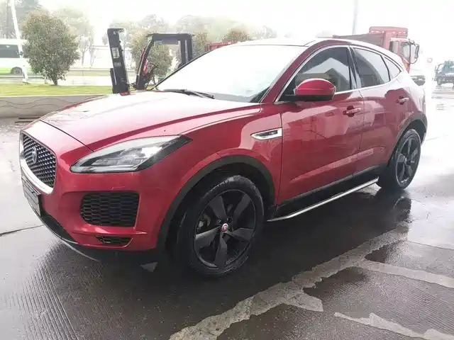 Jaguar E-PACE