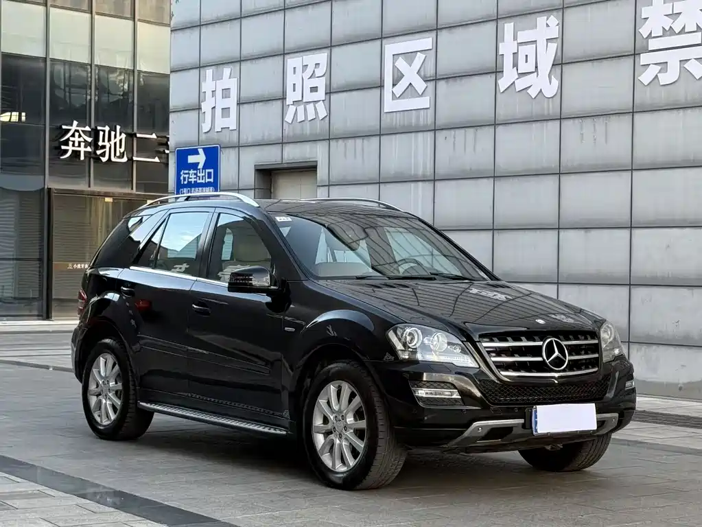 Mercedes-Benz M-Class — миниатюра 3