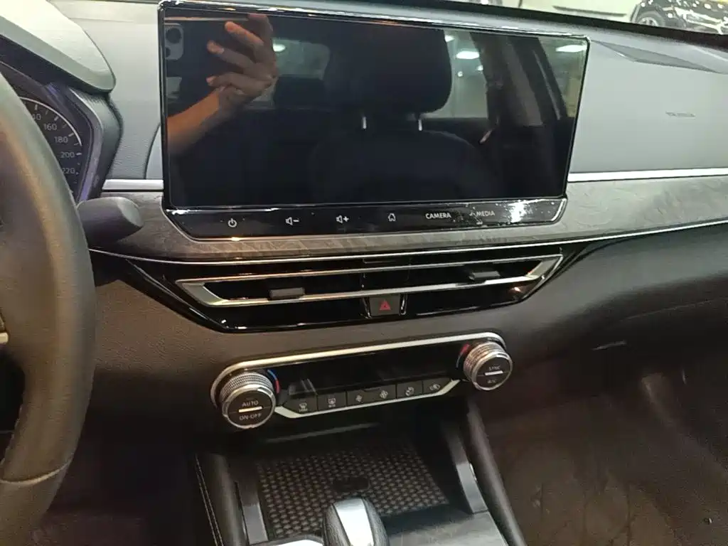 Nissan Teana — миниатюра 9