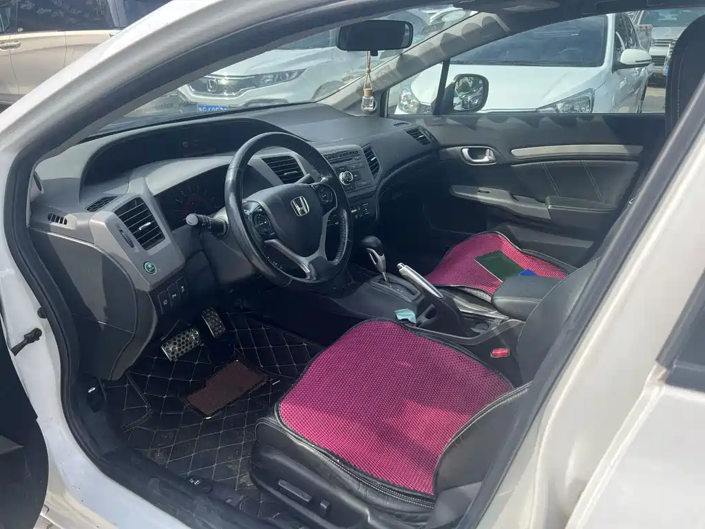 Honda Civic — миниатюра 5