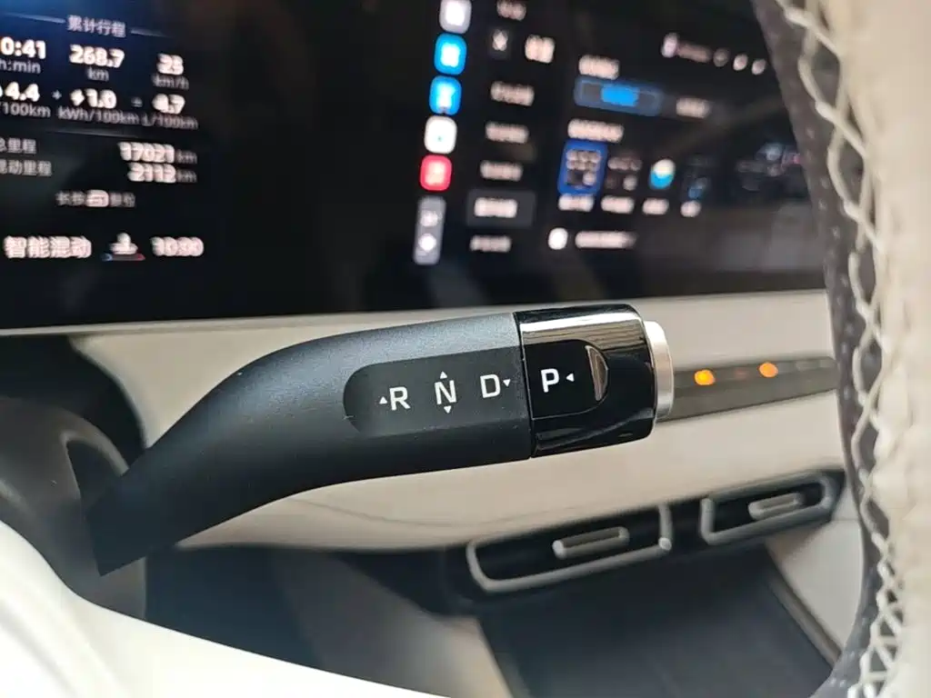 Roewe D7 — миниатюра 14
