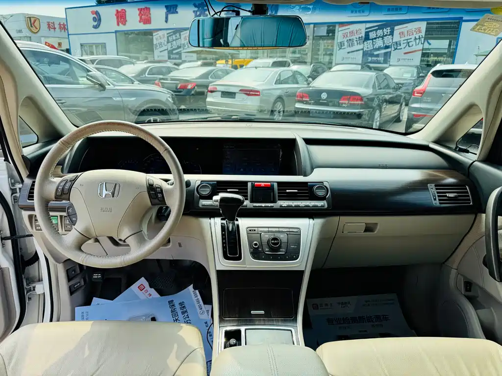 Honda Elysion — миниатюра 9