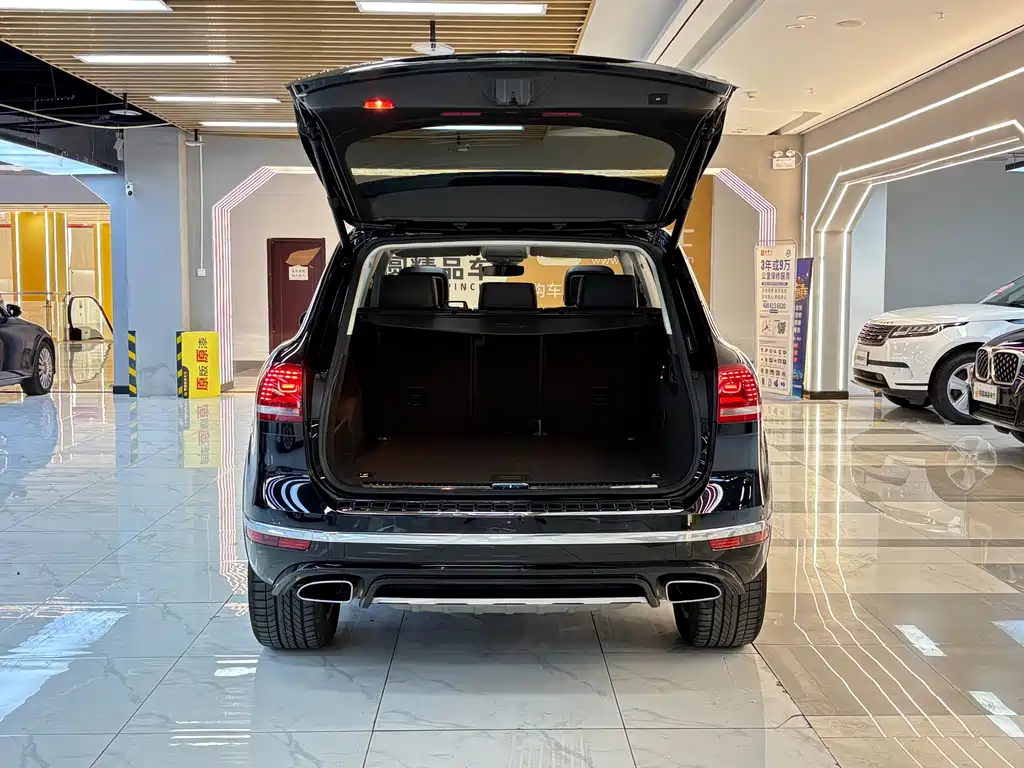 Volkswagen Touareg — миниатюра 25