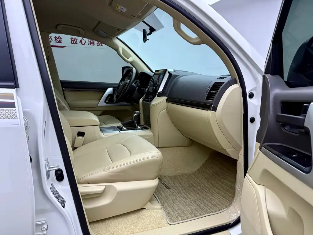 Toyota Land Cruiser — миниатюра 15