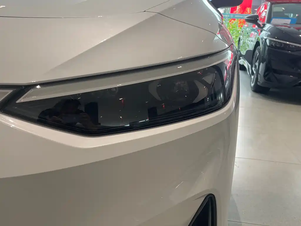 Volkswagen ID.7 VIZZION — миниатюра 18