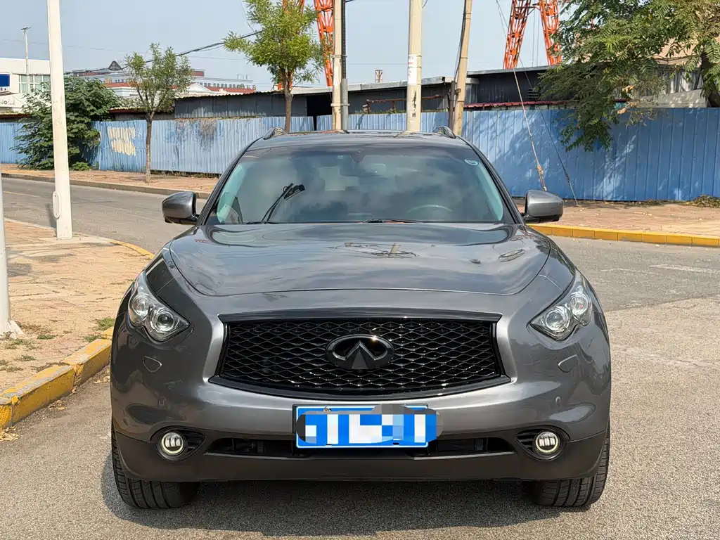 Infiniti FX — миниатюра 2