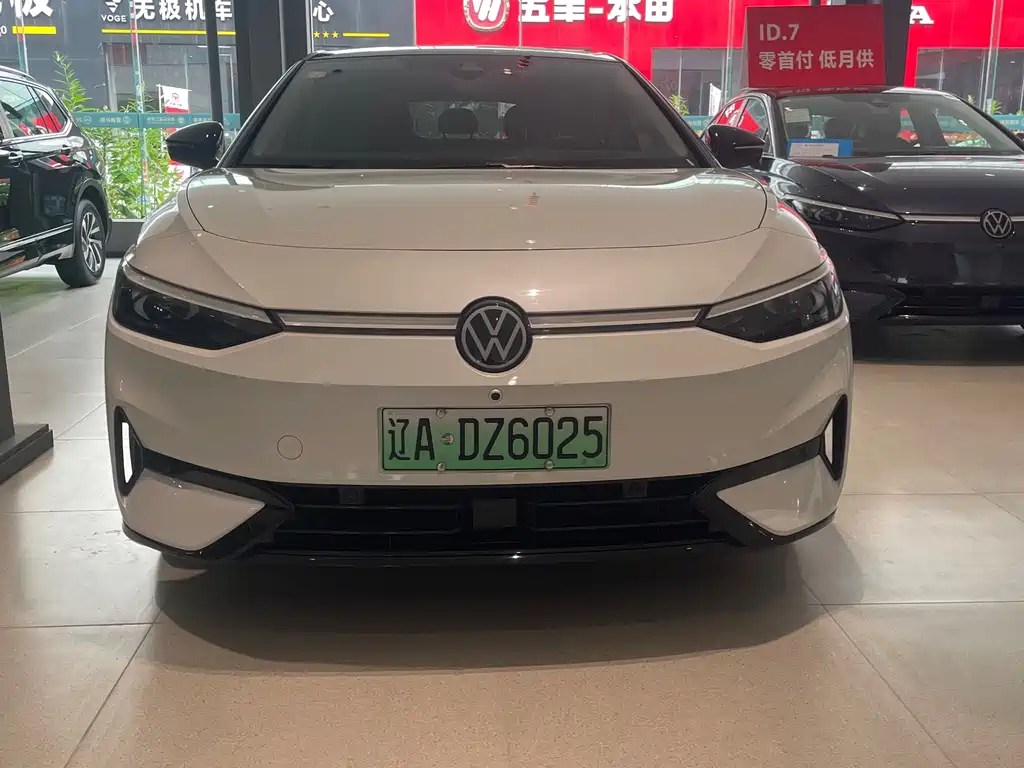 Volkswagen ID.7 VIZZION — миниатюра 2