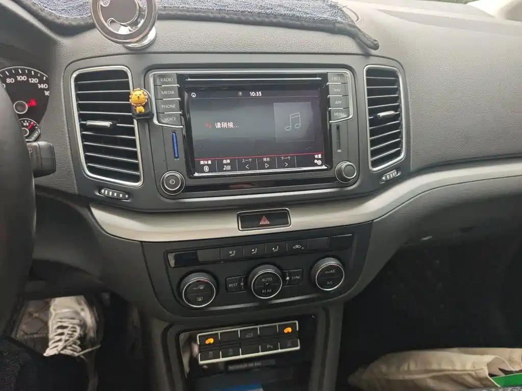 Volkswagen Sharan — миниатюра 14