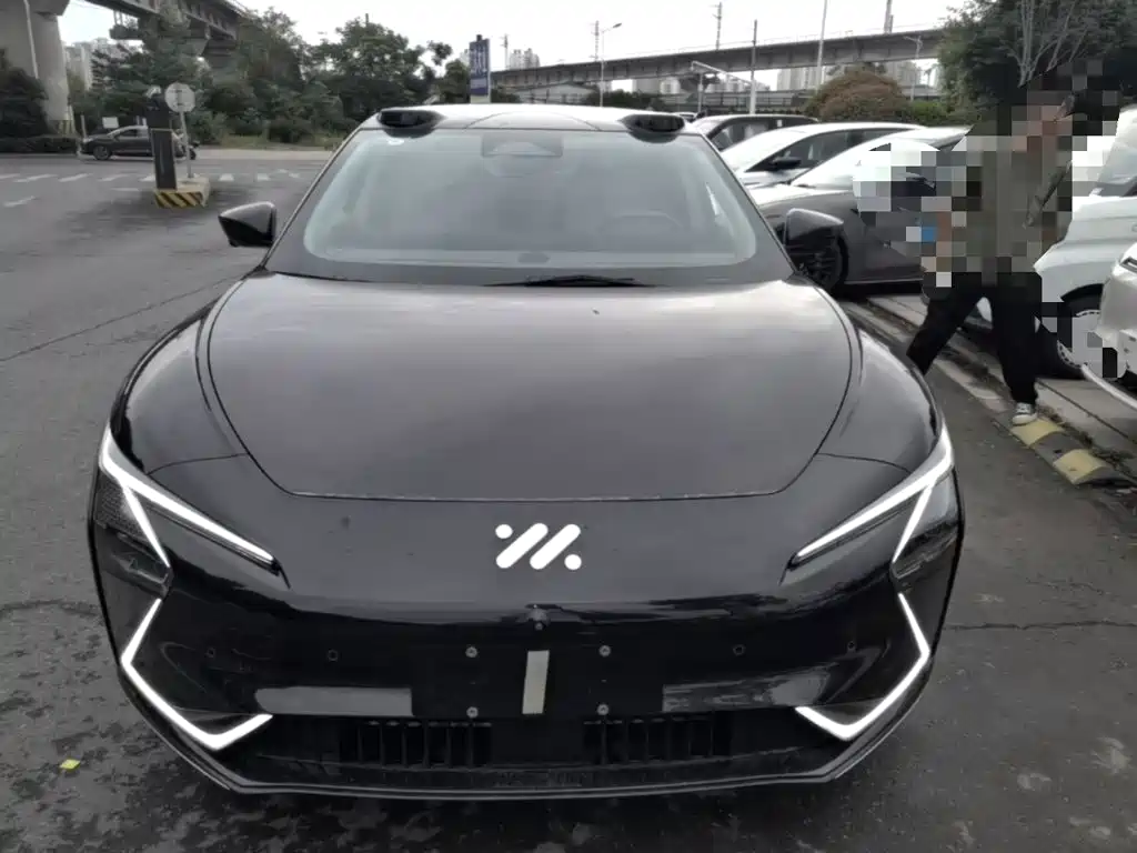 IM Motors L7 2022 Dynamic