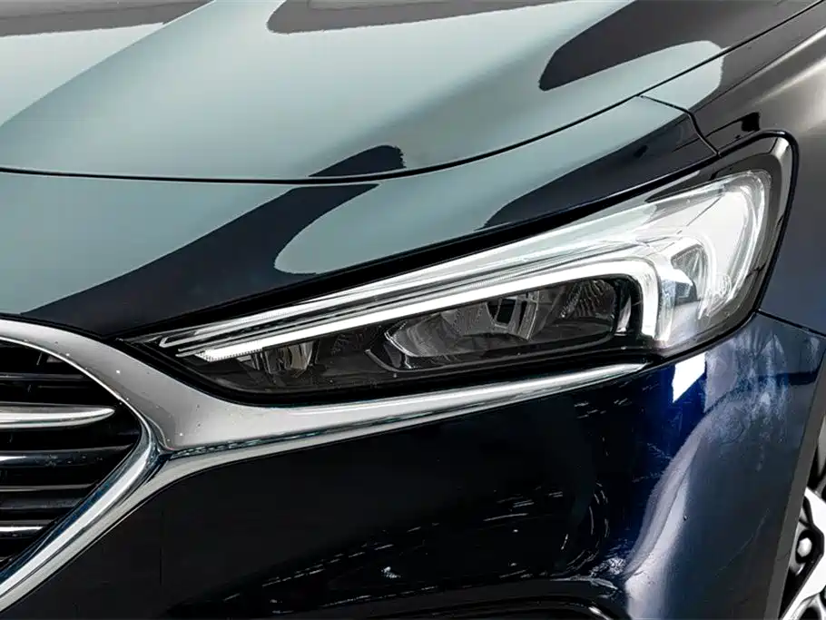 Buick LaCrosse 2021 652T Luxury