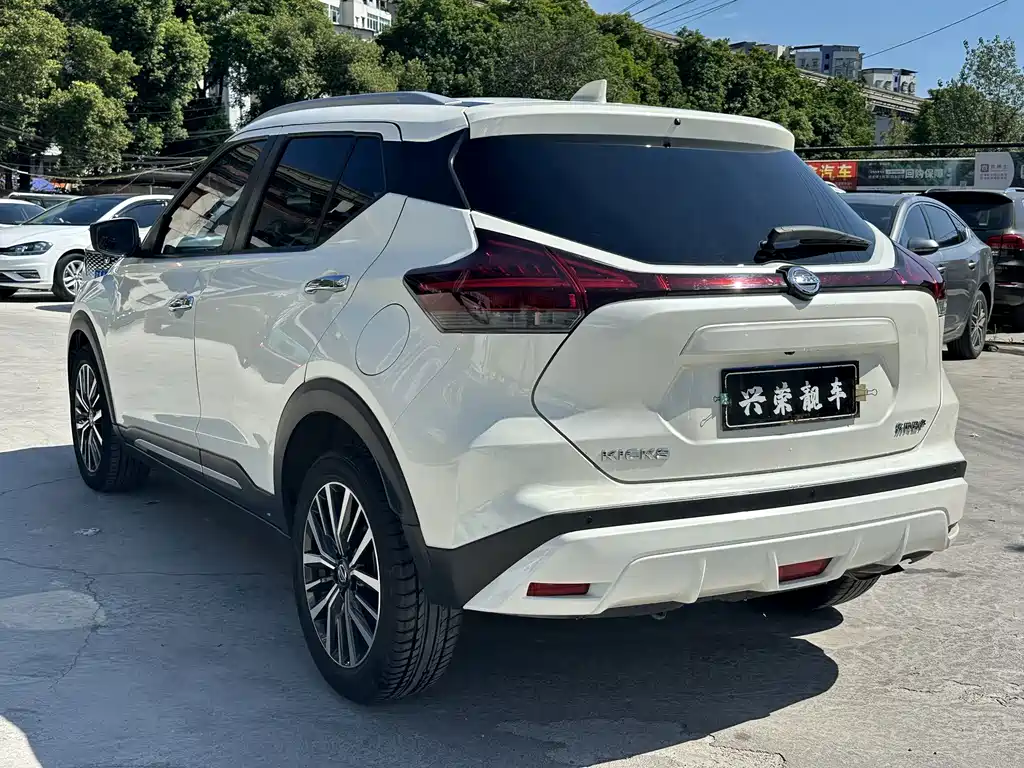Nissan Kicks — миниатюра 5