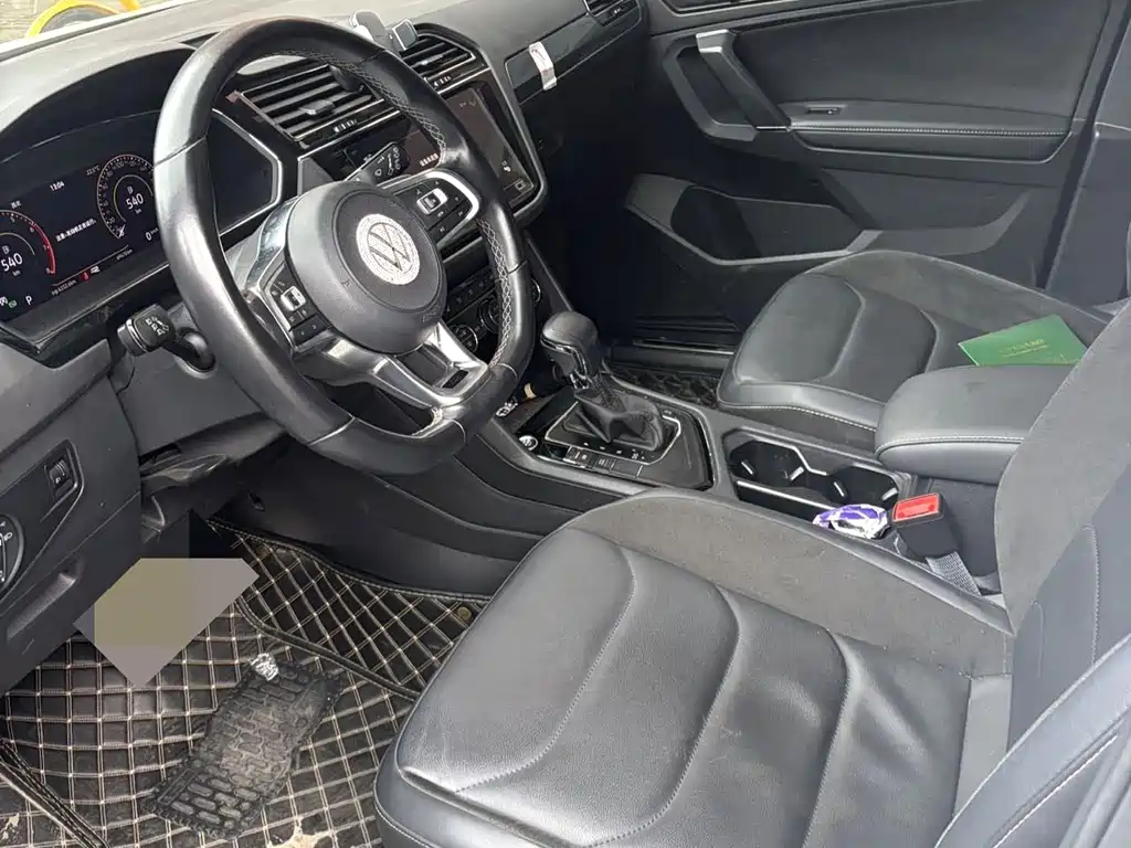 Volkswagen Tiguan L — миниатюра 3