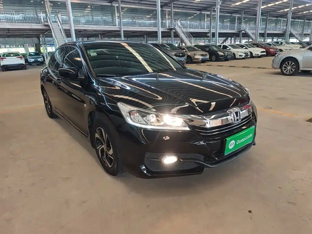 Honda Accord — миниатюра 4