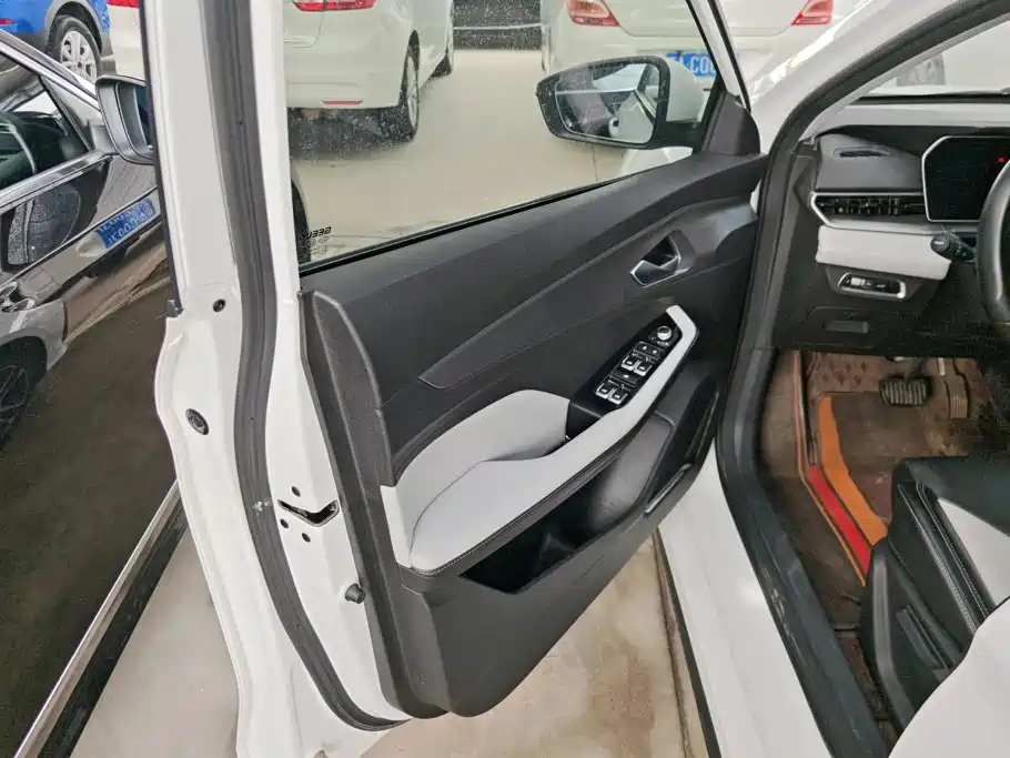 Geely Binrui — миниатюра 7
