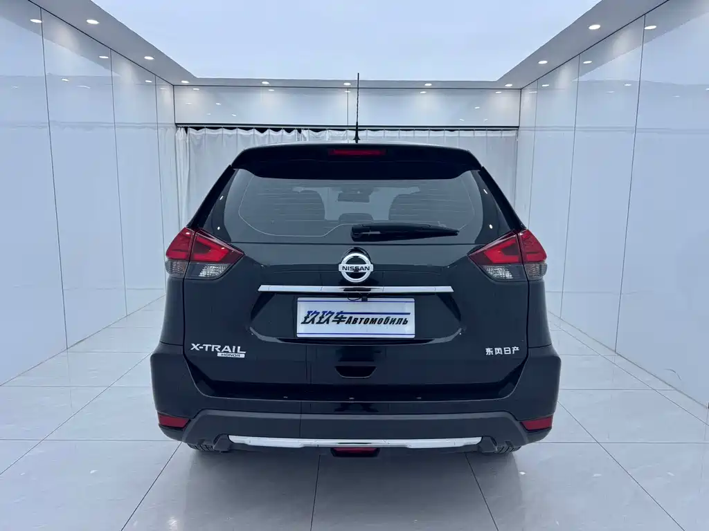 Nissan X-Trail — миниатюра 5