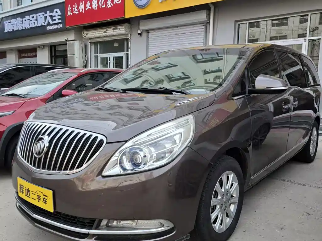 Buick GL8 2011 3.0L XT Luxury Flagship