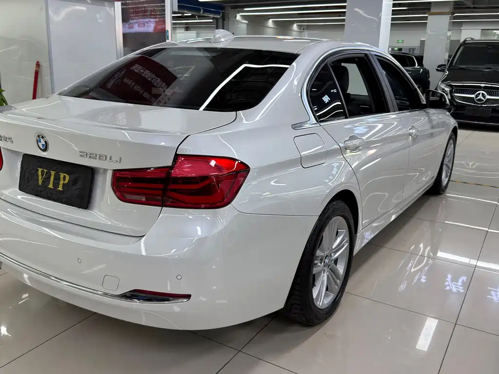 BMW 3 Series — миниатюра 8