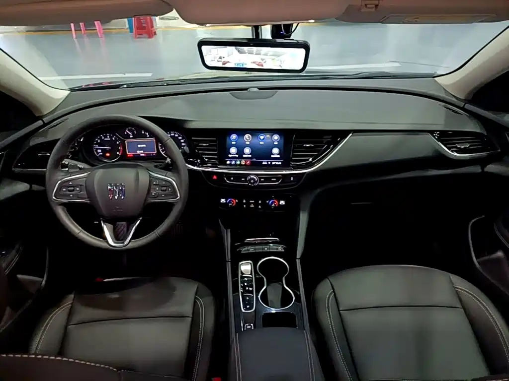 Buick Regal — миниатюра 10